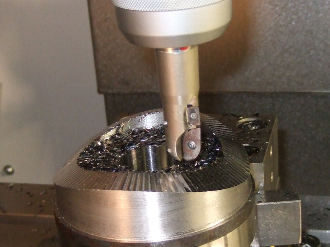 径20mmボールエンドミル加工後